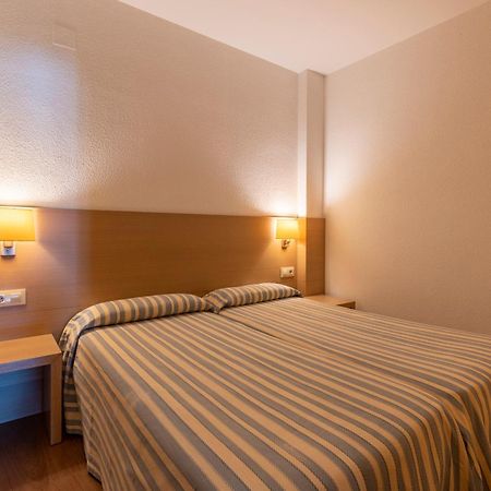 Almirall Apartaments Lloret de Mar Eksteriør billede